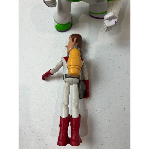 Mattel Disney Pixar Toy Story Buzz Lightyear & Woody Space Mission Action Figure - Picture 5 of 10